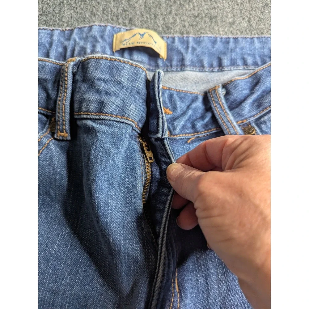 Blue Mountain Womens Straight Leg Jeans Medium‎ Wash Blue Denim Size 14 Stretch